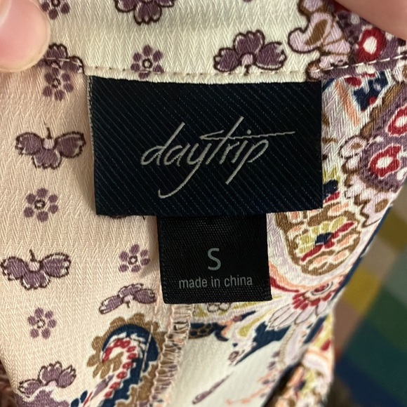 🎉4 for $20 Daytrip Oversized Blouse, Small - Picture 7 of 8